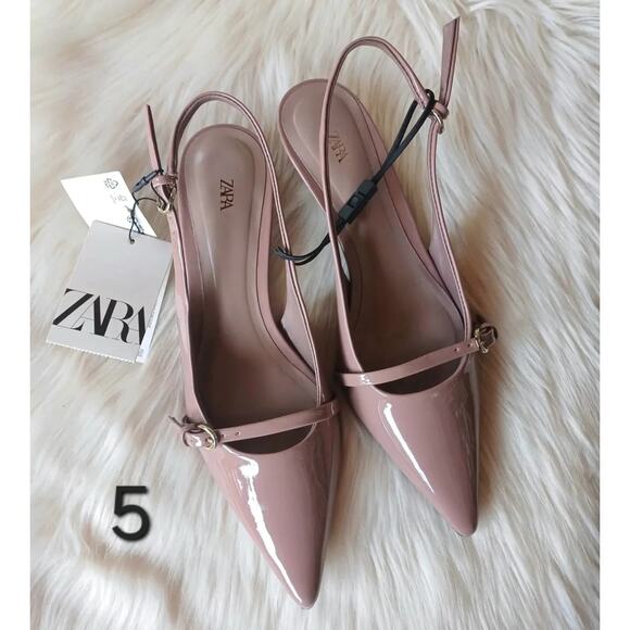 ZARA Pointed Toe Kitten Heels NWT - Picture 1 of 13